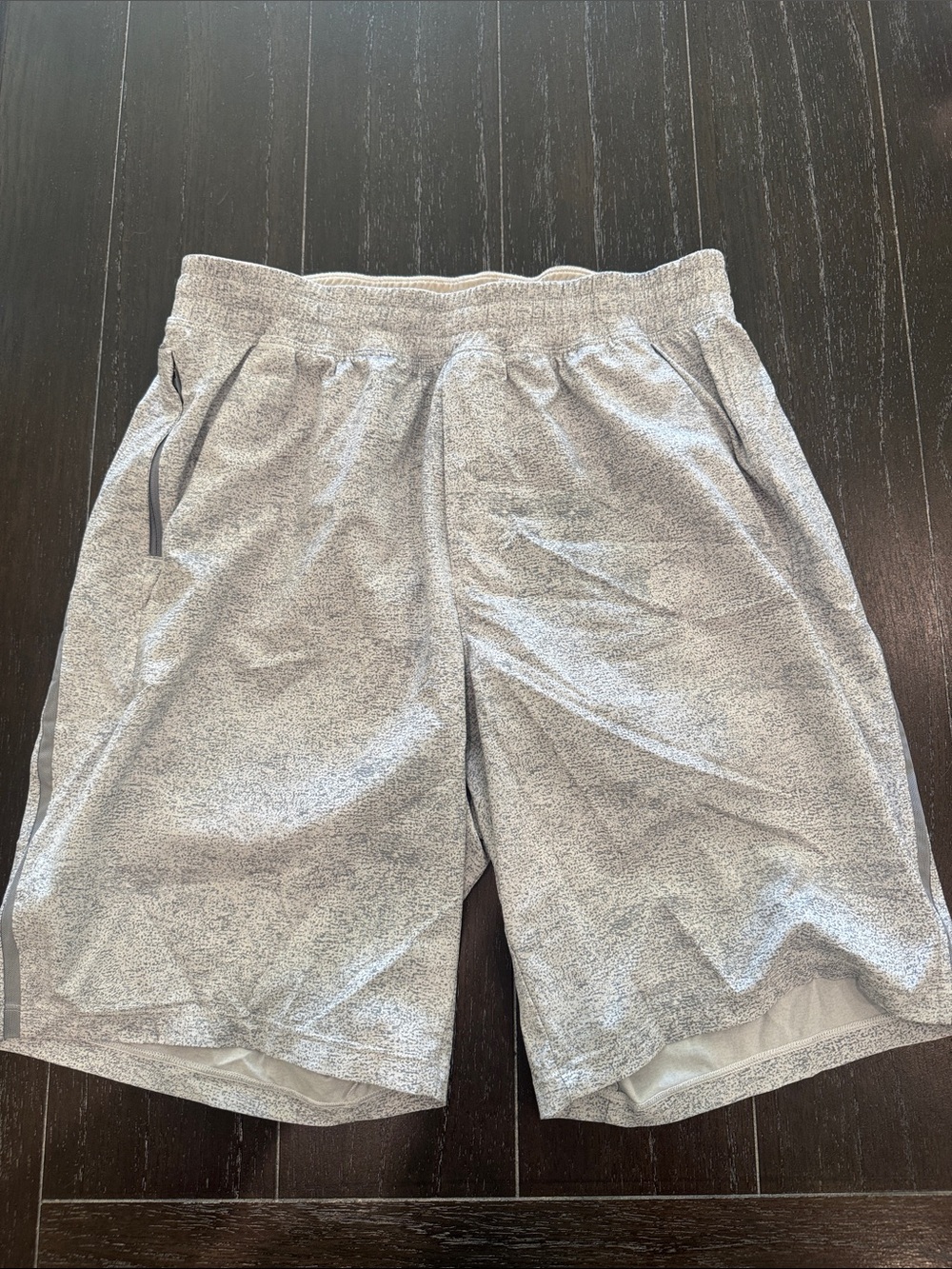 lululemon athletica Light Gray Men's Athletic Shorts with liner
